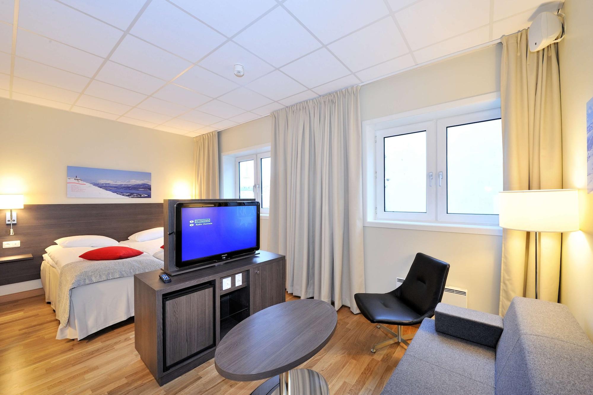 HOTEL SCANDIC GRAND TROMSO 4* (Norway) - from £ 92 | HOTELMIX